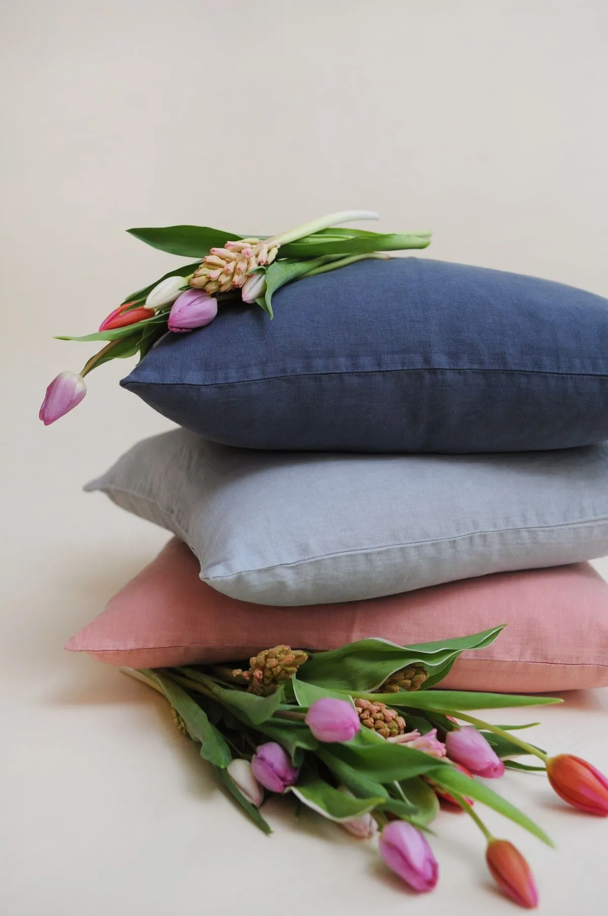 Blue Shade Linen Cushion 50x50