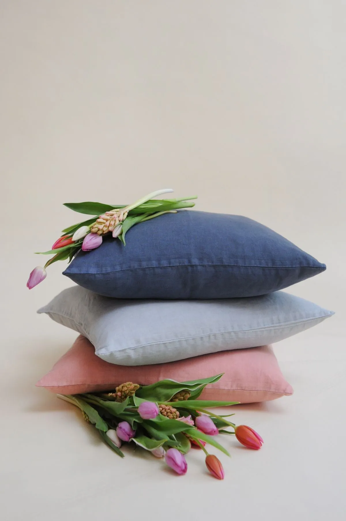Blue Shade Linen Cushion 50x50