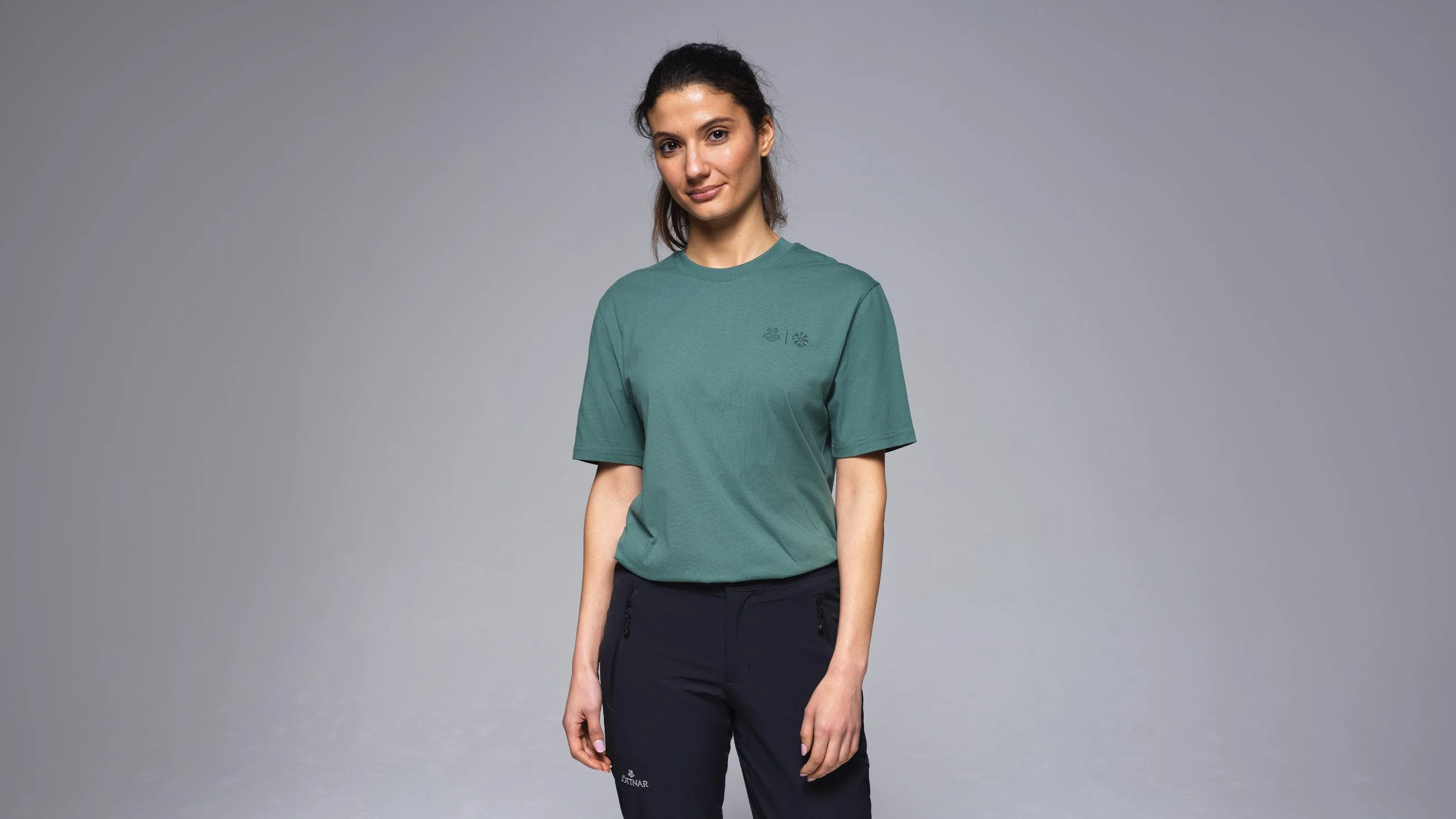 Explorer Women's Slingsby Collection T-Shirt
